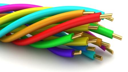 скрученные разноцветные провода